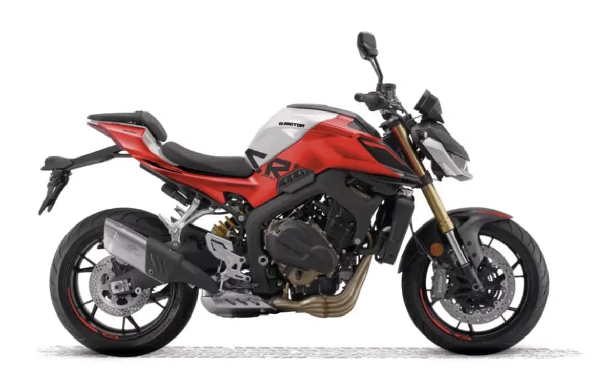 QJMotor SRK 800 Dark Edition