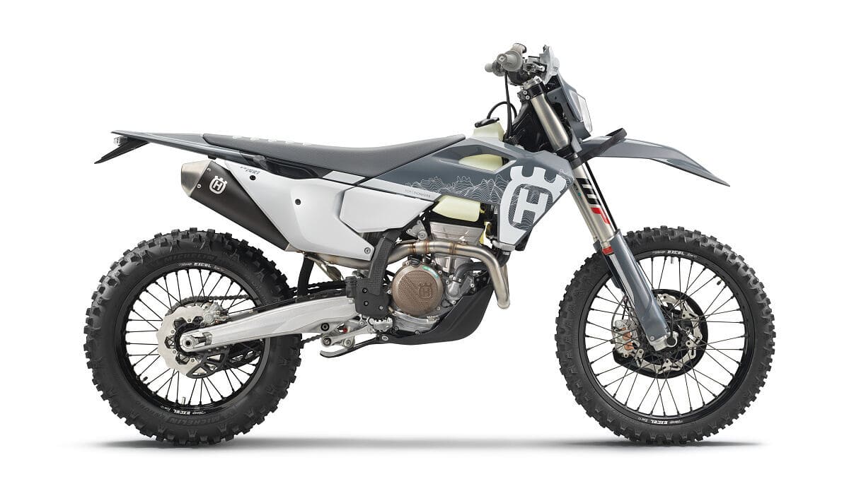 Husqvarna TE 300 Pro มอเตอร์ไซค์เอ็นดูโรเพื่อการแข่งขัน