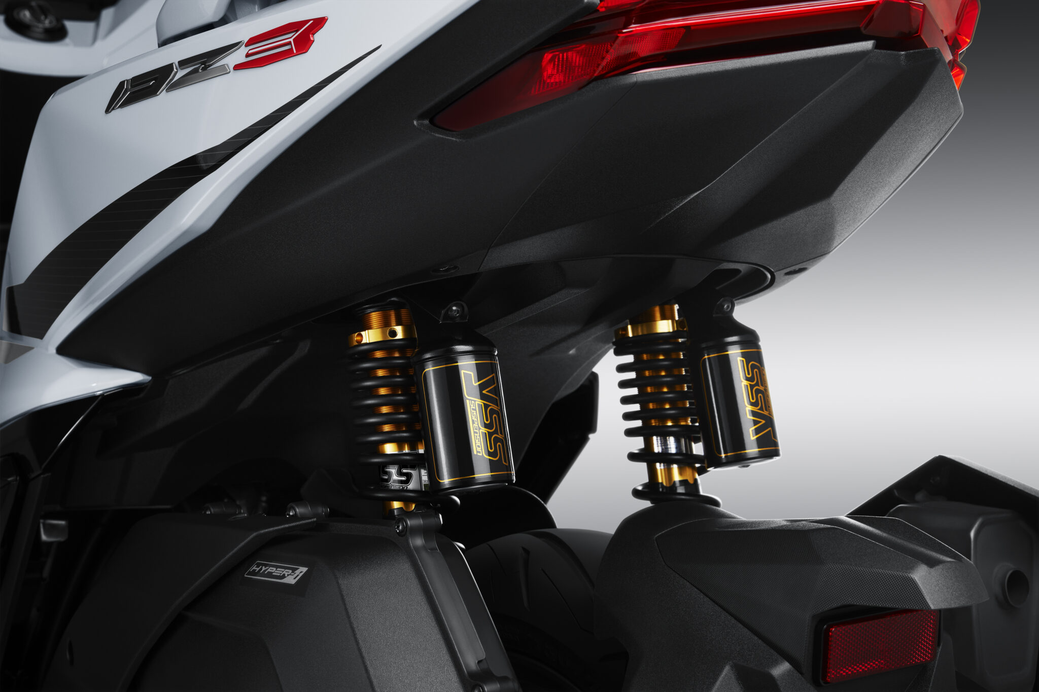 GPX DZ3 (ดี-ซี-ทรี) สกู๊ตเตอร์พรีเมียมสปอร์ต พิกัด 300 เกือบแสน